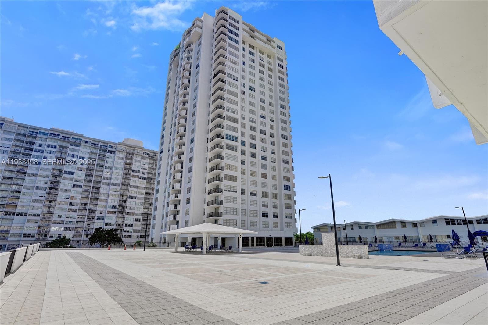 Commodore Plaza Condomini · #2412 in Aventura - Photo 30