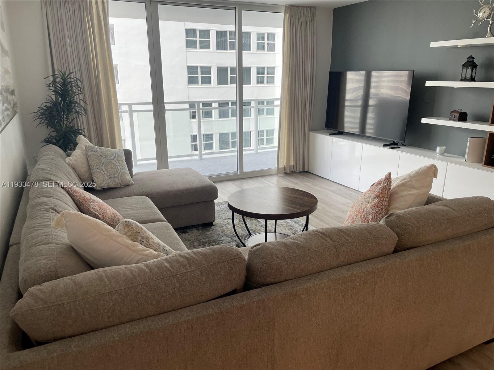 PARKER PLAZA CONDO ESTATE · #805 in Hallandale Beach - Photo 15