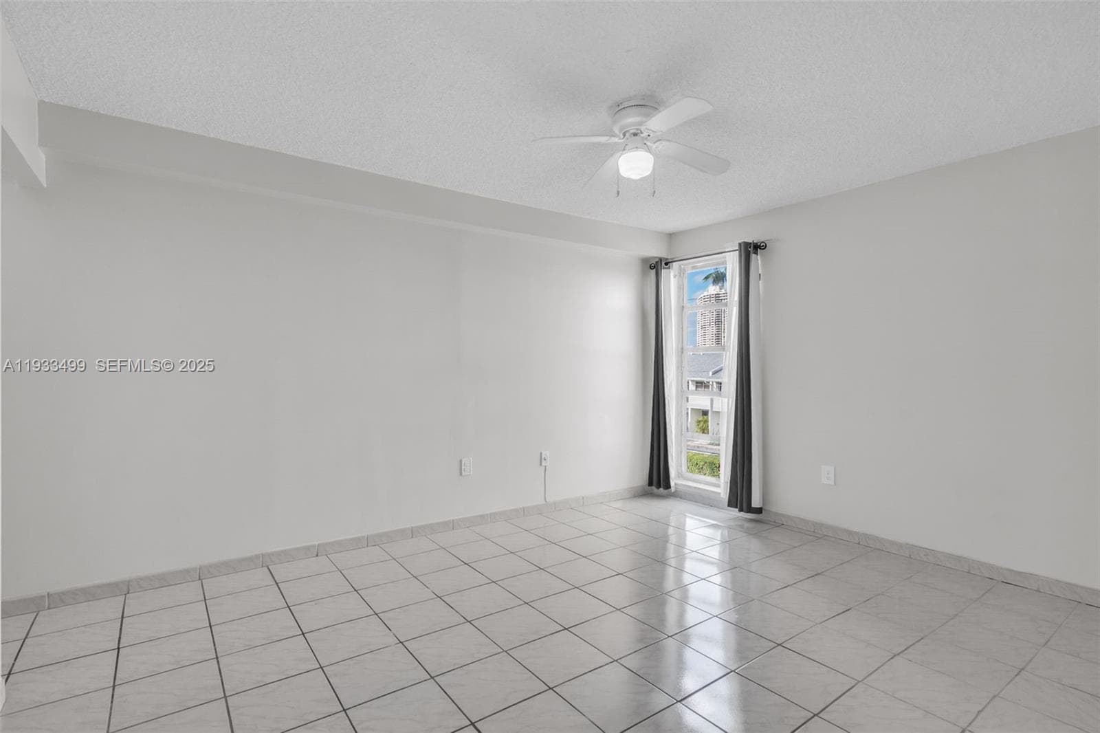 SUNNY SHORES CONDO · #302 in North Miami Beach - Photo 11