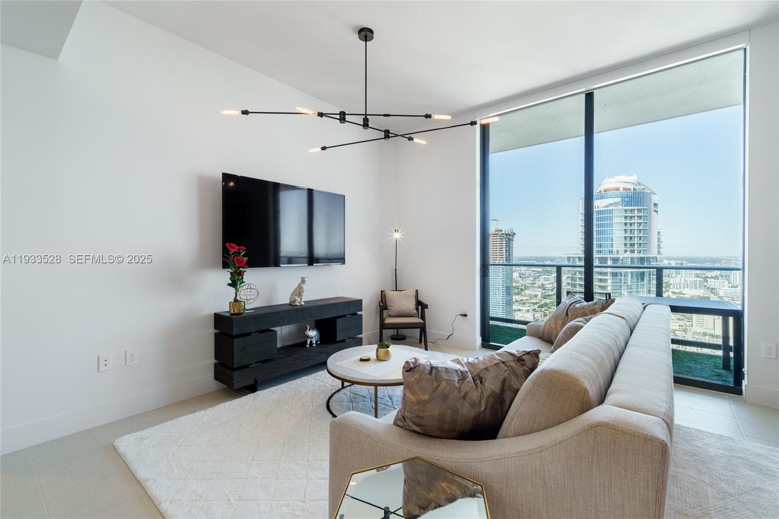 Gale Hotel & Residences (Natiivo) · #PH5001 in Miami - Photo 10