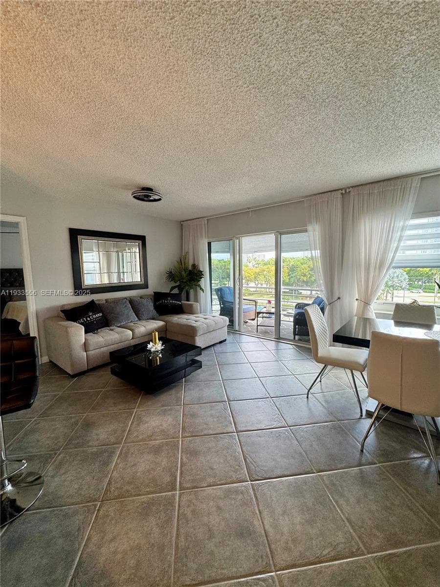 FAIRWAYS RIVIERA CONDO · #530 in Hallandale Beach - Photo 9