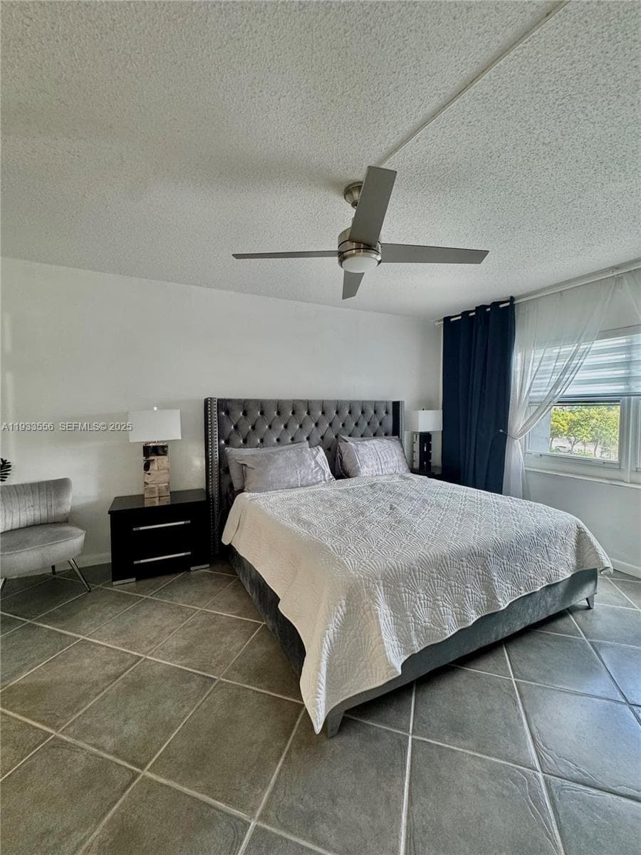 FAIRWAYS RIVIERA CONDO · #530 in Hallandale Beach - Photo 15