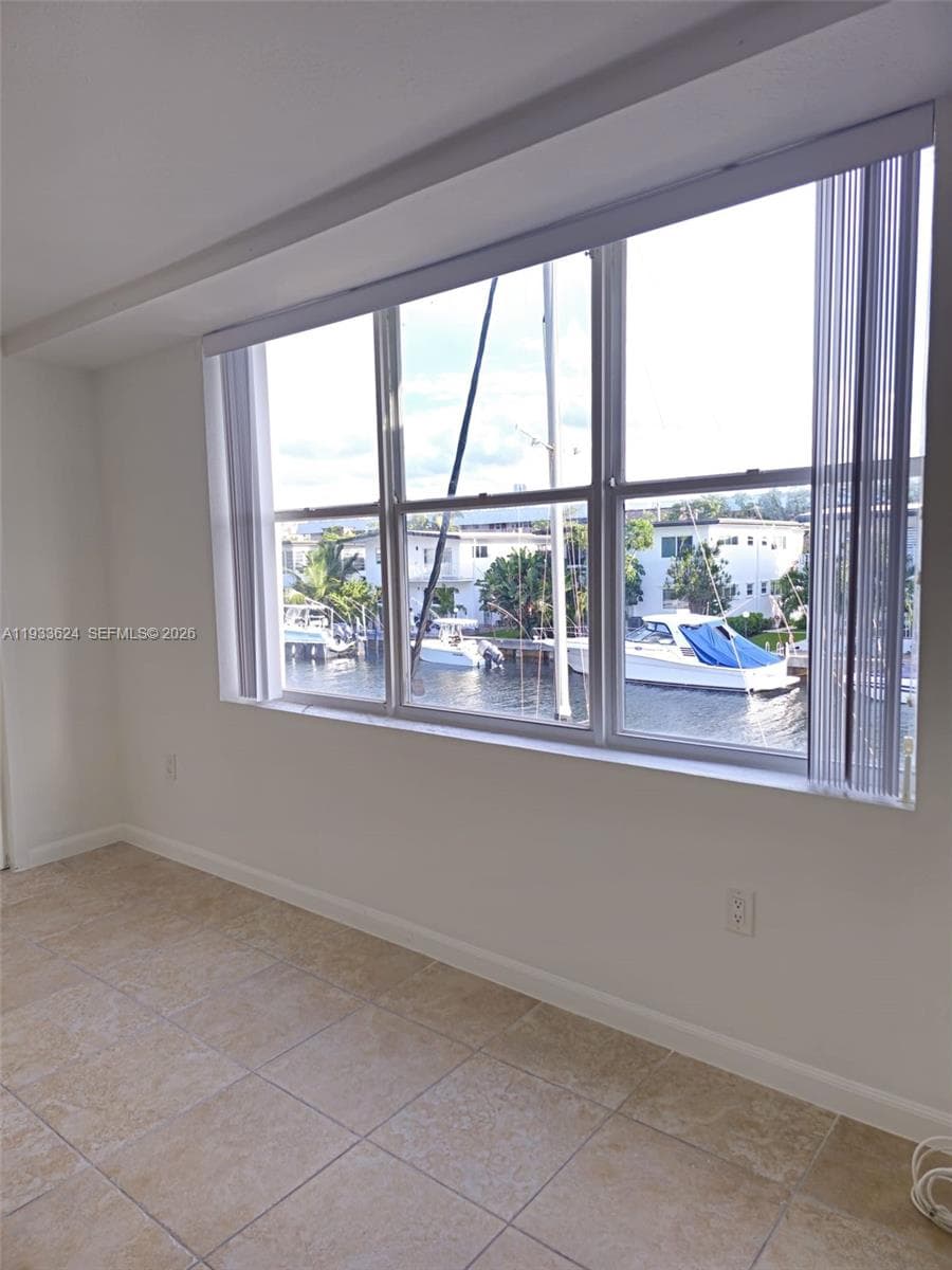 CRISTAL SHORES CONDO · #8 in North Miami Beach - Photo 13