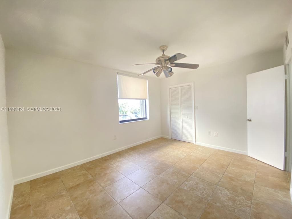 CRISTAL SHORES CONDO · #8 in North Miami Beach - Photo 9