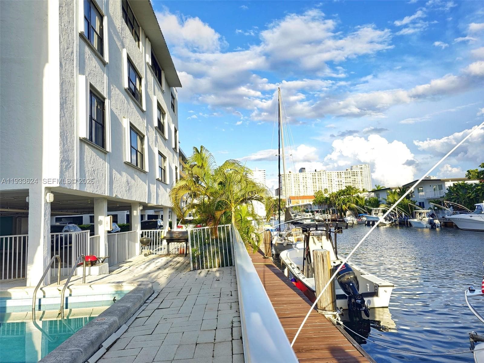 CRISTAL SHORES CONDO · #8 in North Miami Beach - Photo 15