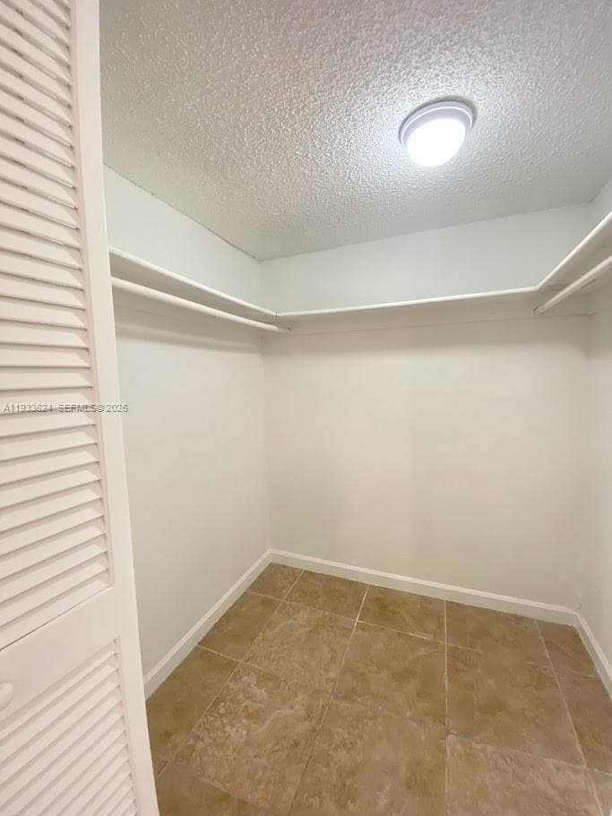 CRISTAL SHORES CONDO · #8 in North Miami Beach - Photo 11