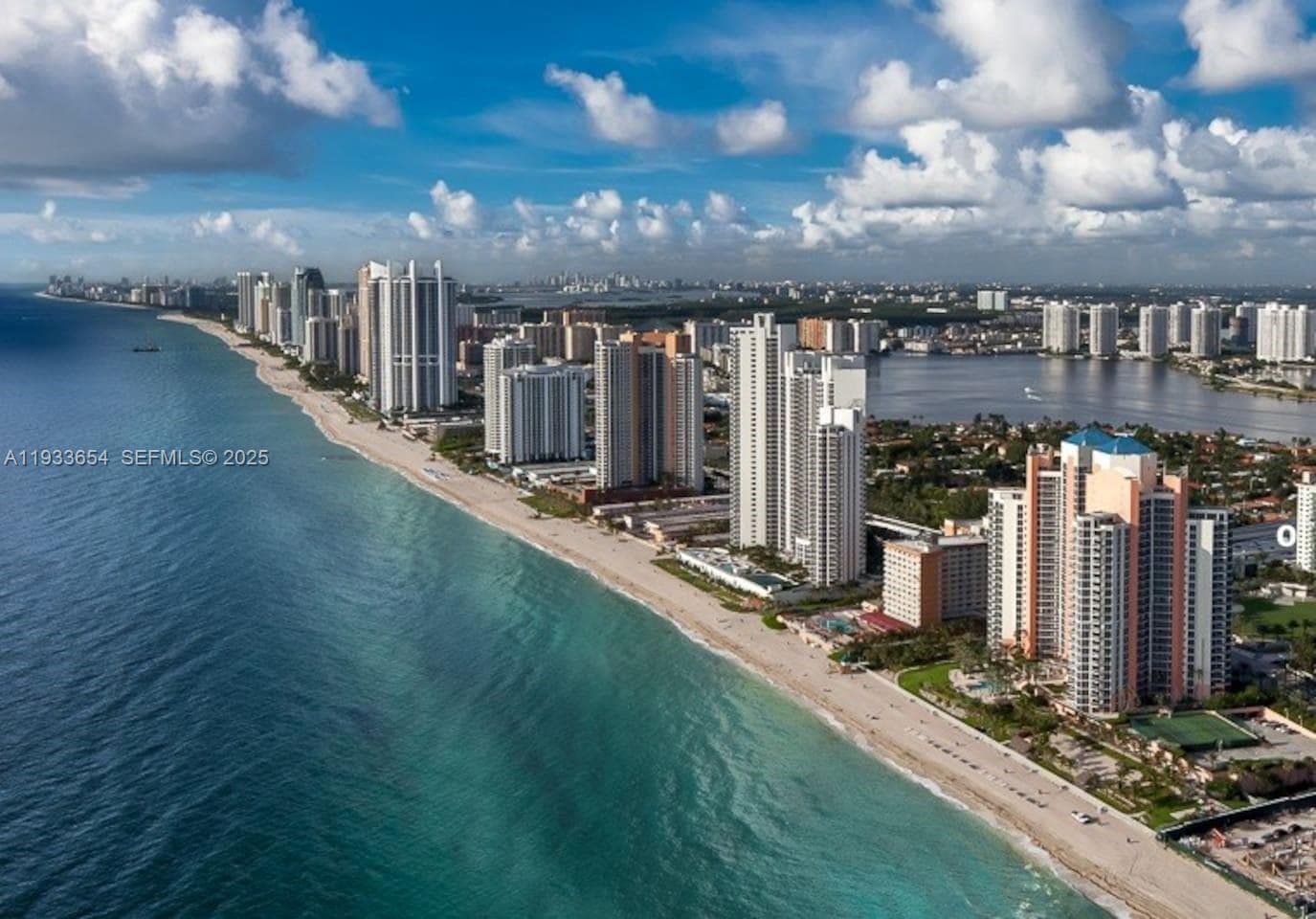 OCEANVIEW · #PH-26 in Sunny Isles Beach - Photo 38