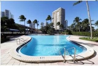 OCEANVIEW · #PH-26 in Sunny Isles Beach - Photo 31