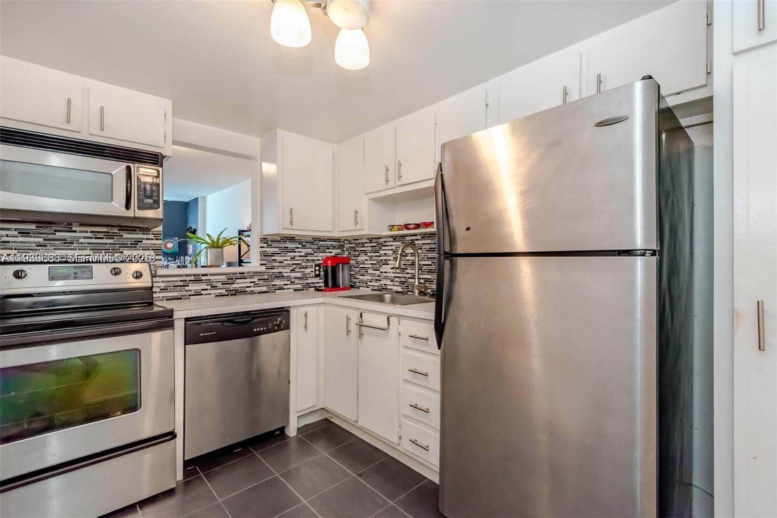 BAYVIEW TERR CONDO · #1014 in Miami Beach - Photo 13
