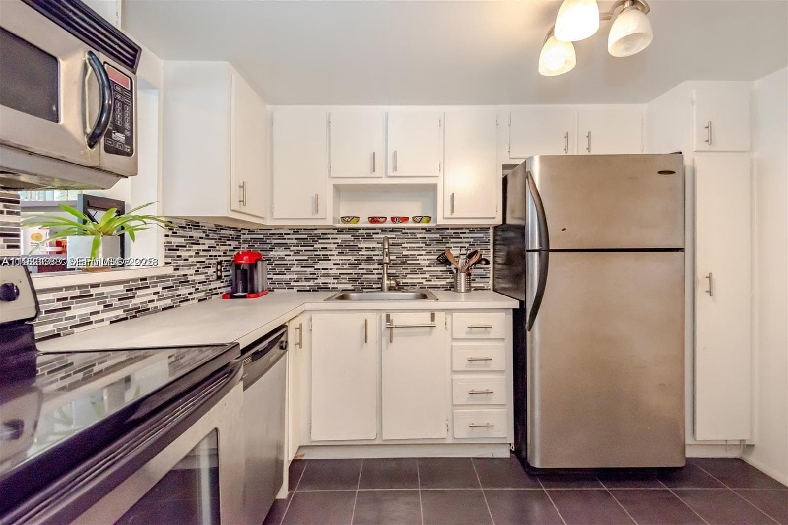 BAYVIEW TERR CONDO · #1014 in Miami Beach - Photo 12