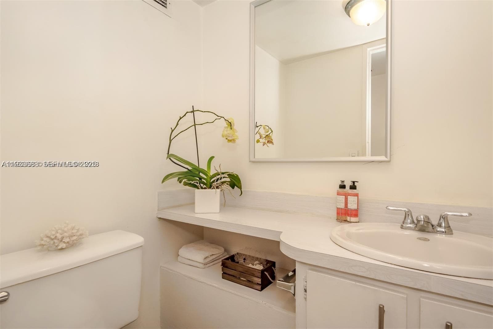 BAYVIEW TERR CONDO · #1014 in Miami Beach - Photo 11