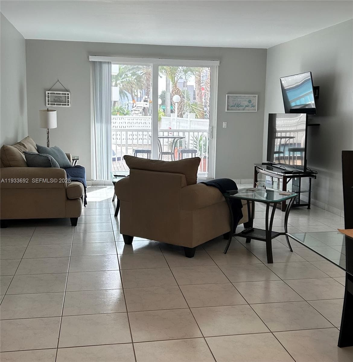 CAMBRIDGE TOWERS · #104 in Hollywood - Photo 16
