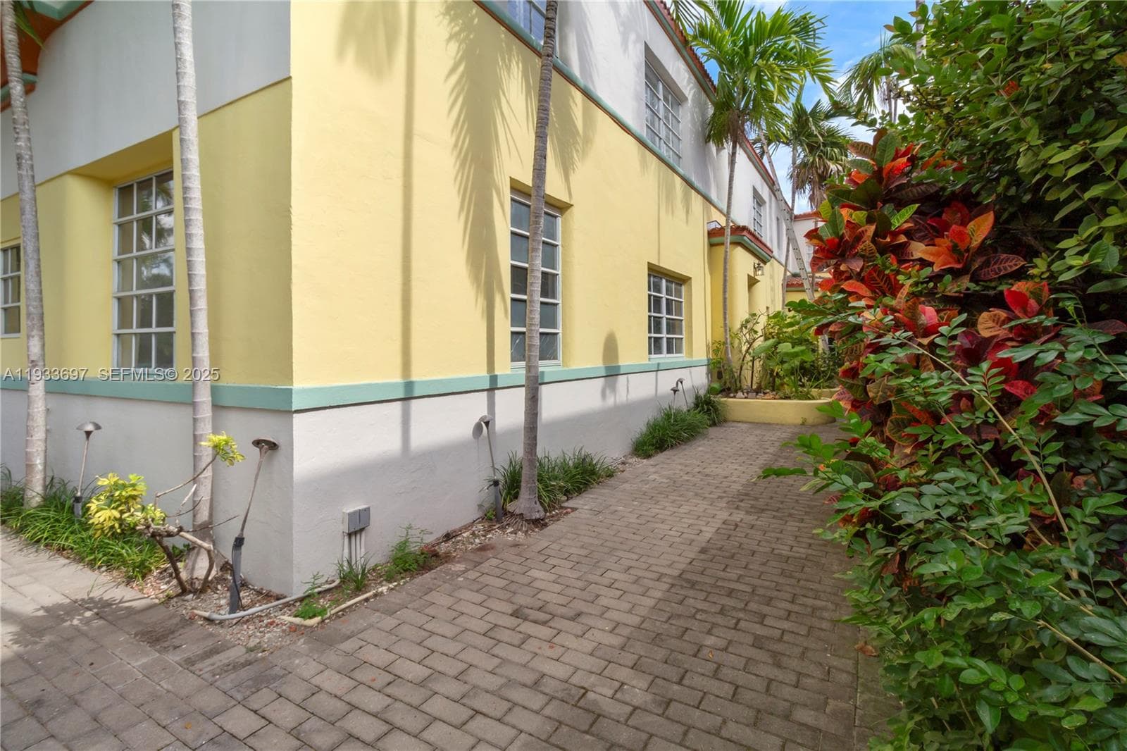 THE NORMA CONDO · #A1 in Miami Beach - Photo 5
