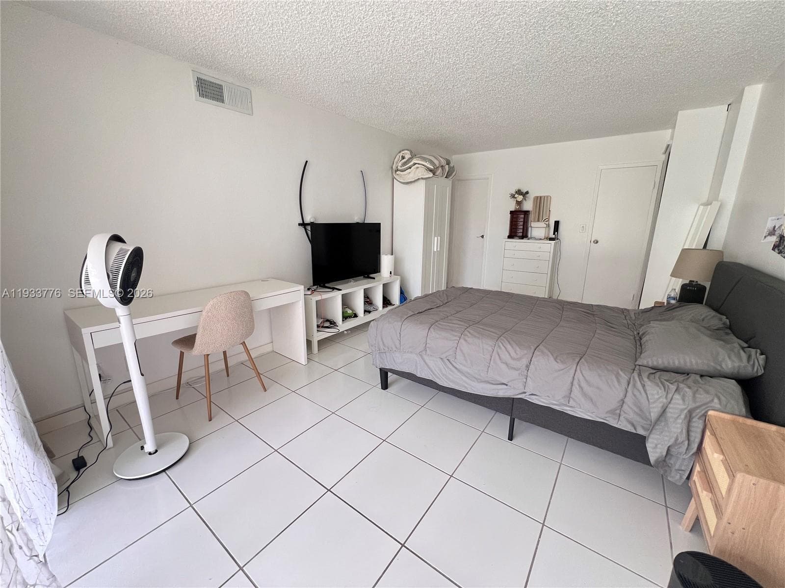 DESOTO PARK CONDO · #119 in Hallandale Beach - Photo 7