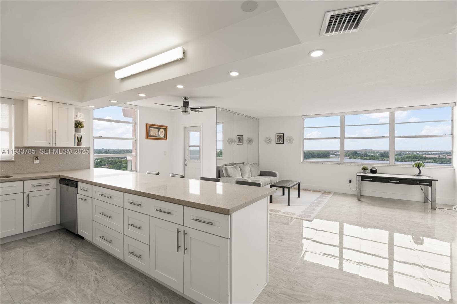 BUCKLEY TOWER CONDO · #1226W in Miami - Photo 7