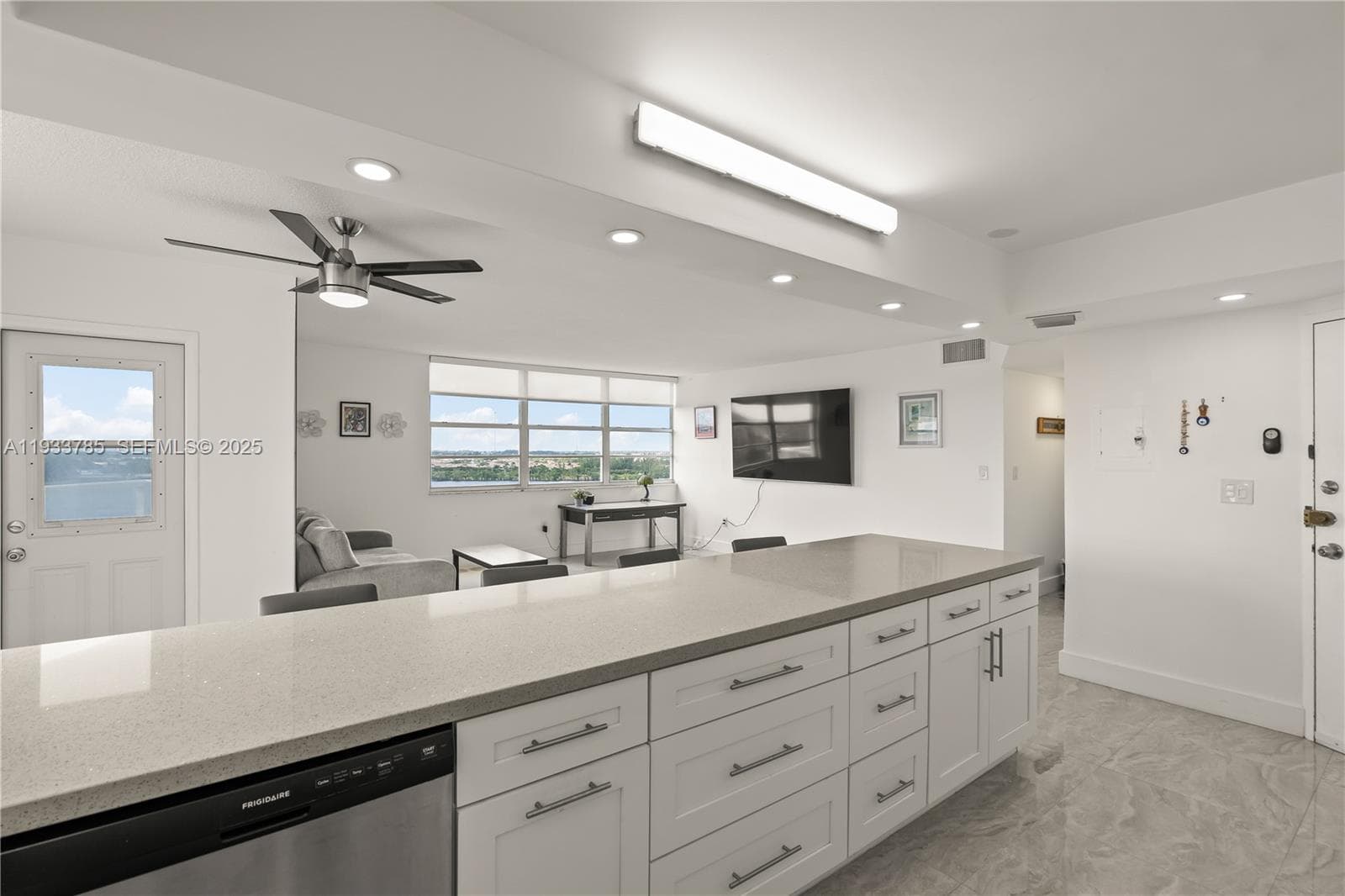 BUCKLEY TOWER CONDO · #1226W in Miami - Photo 11