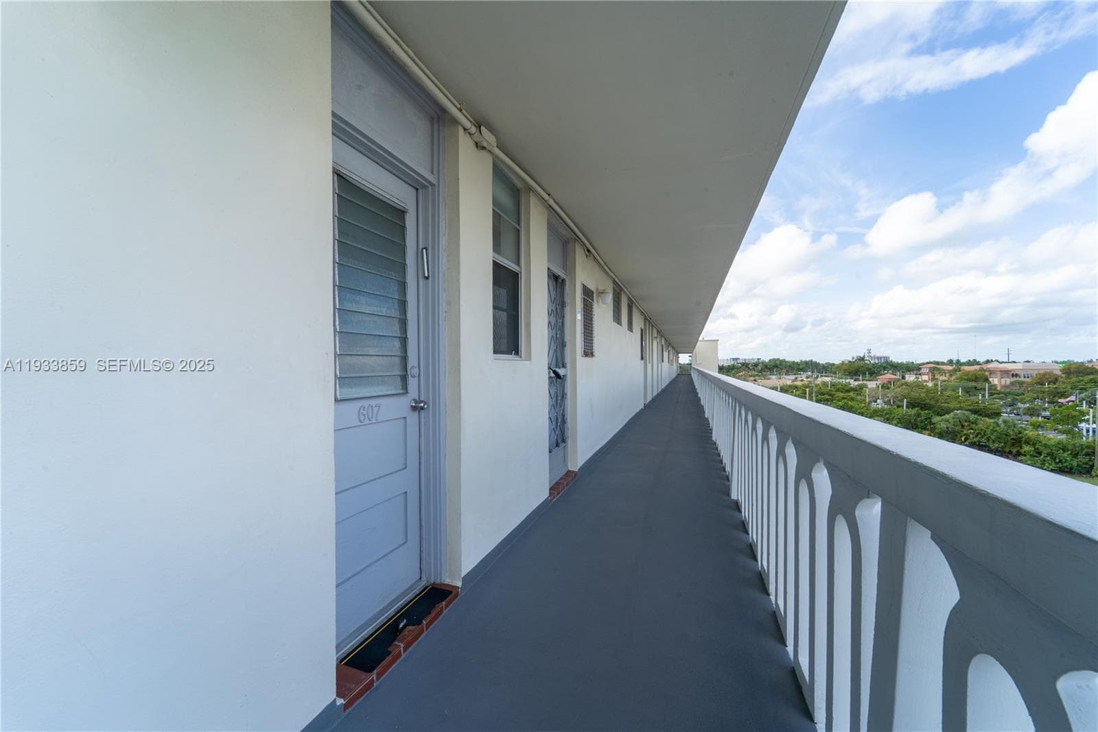 POINT EAST SEC II · #H607 in Aventura - Photo 5