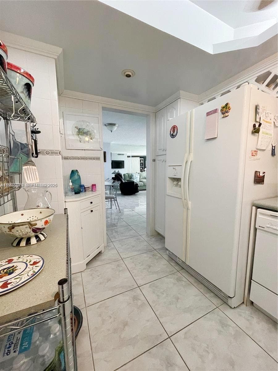 PARKER DORADO · #204 in Hallandale Beach - Photo 7