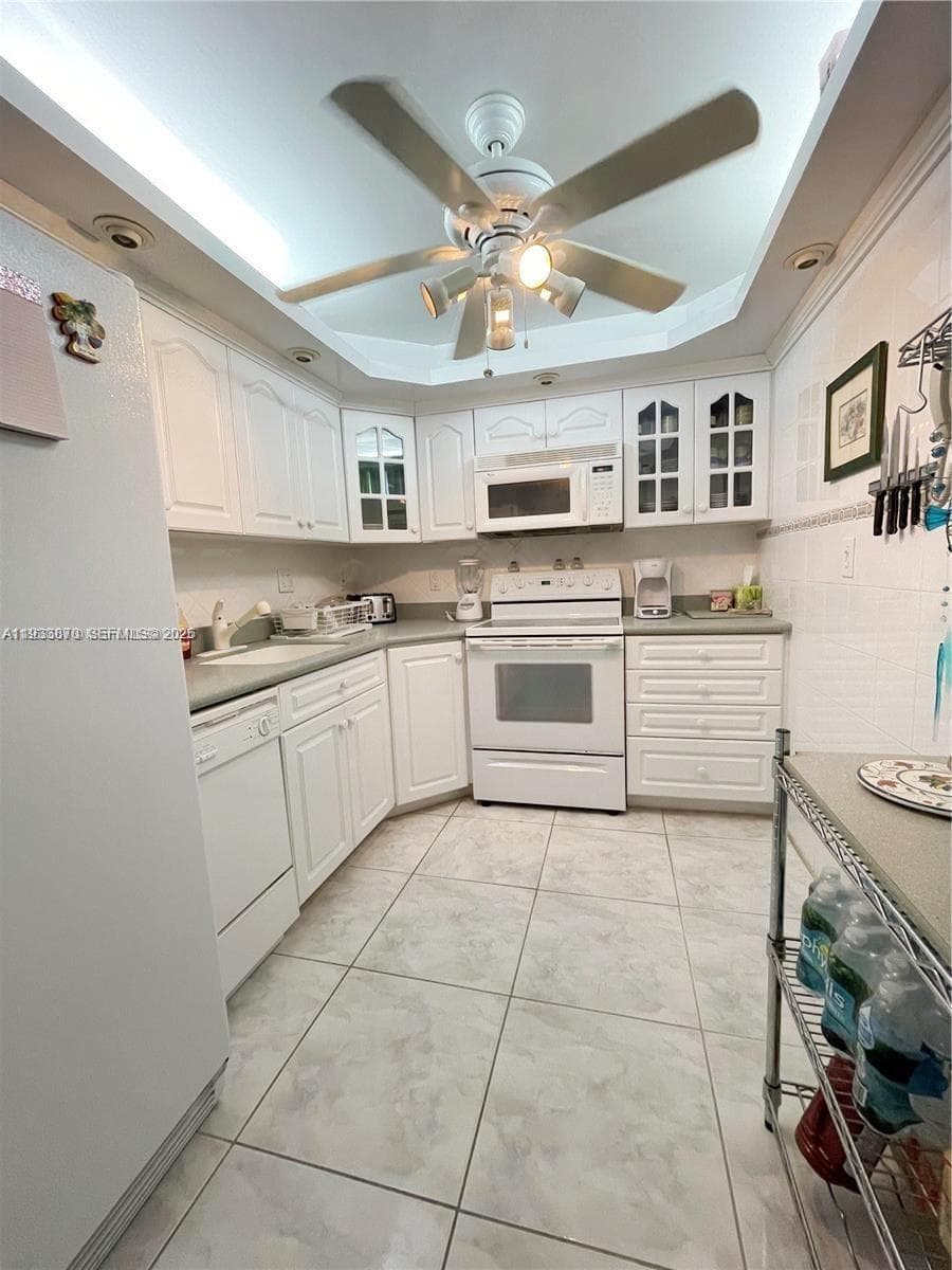 PARKER DORADO · #204 in Hallandale Beach - Photo 34