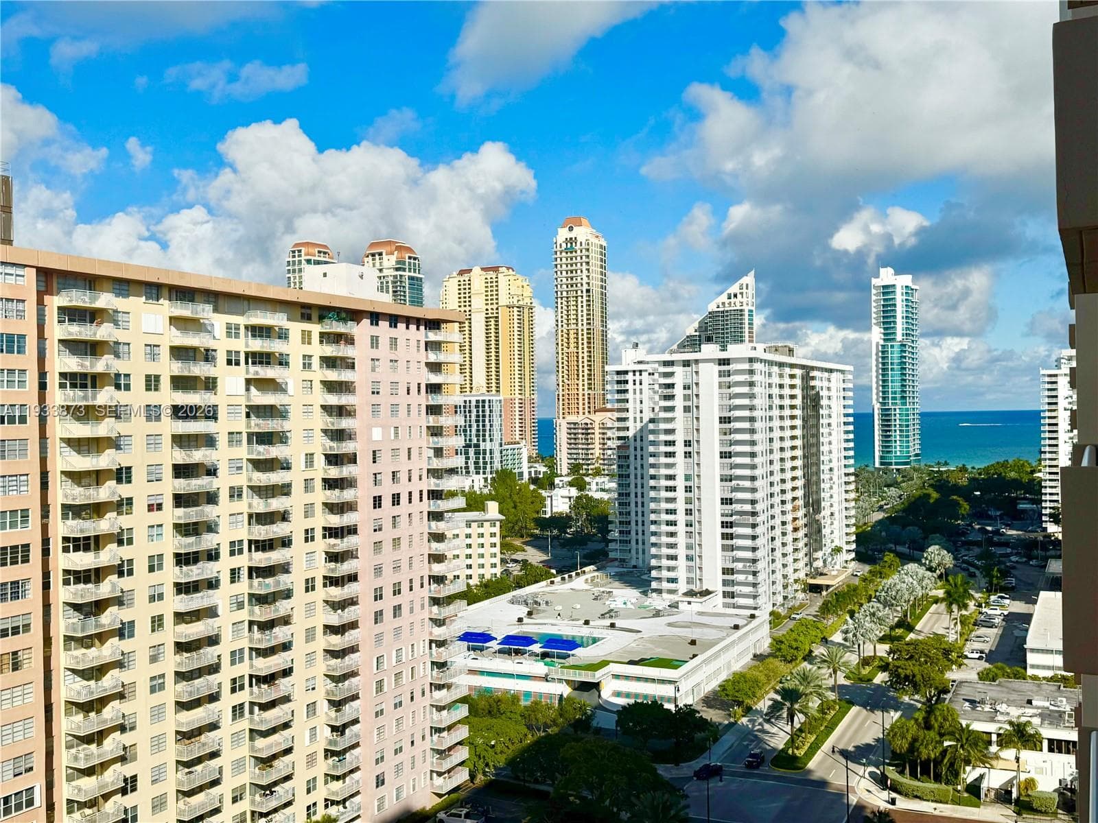 WINSTON TOWERS 100 CONDO · #1912 in Sunny Isles Beach - Photo 5