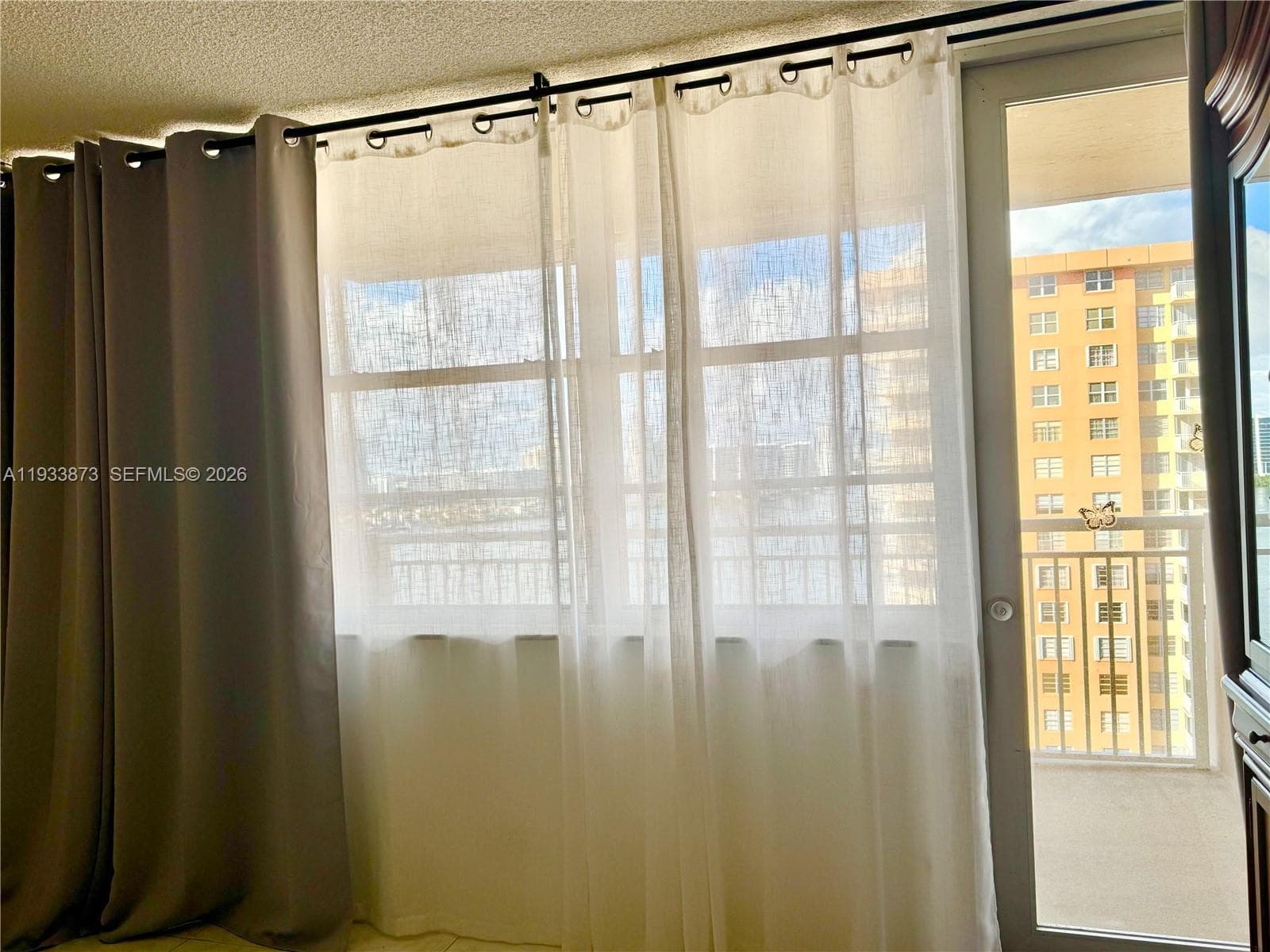 WINSTON TOWERS 100 CONDO · #1912 in Sunny Isles Beach - Photo 15