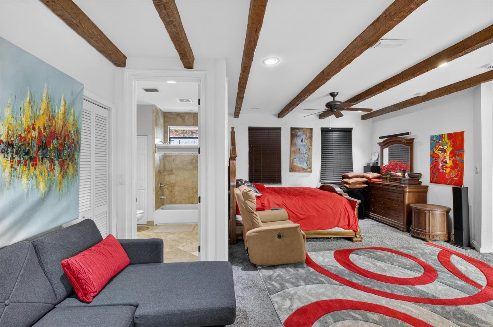 2nd Bedroom