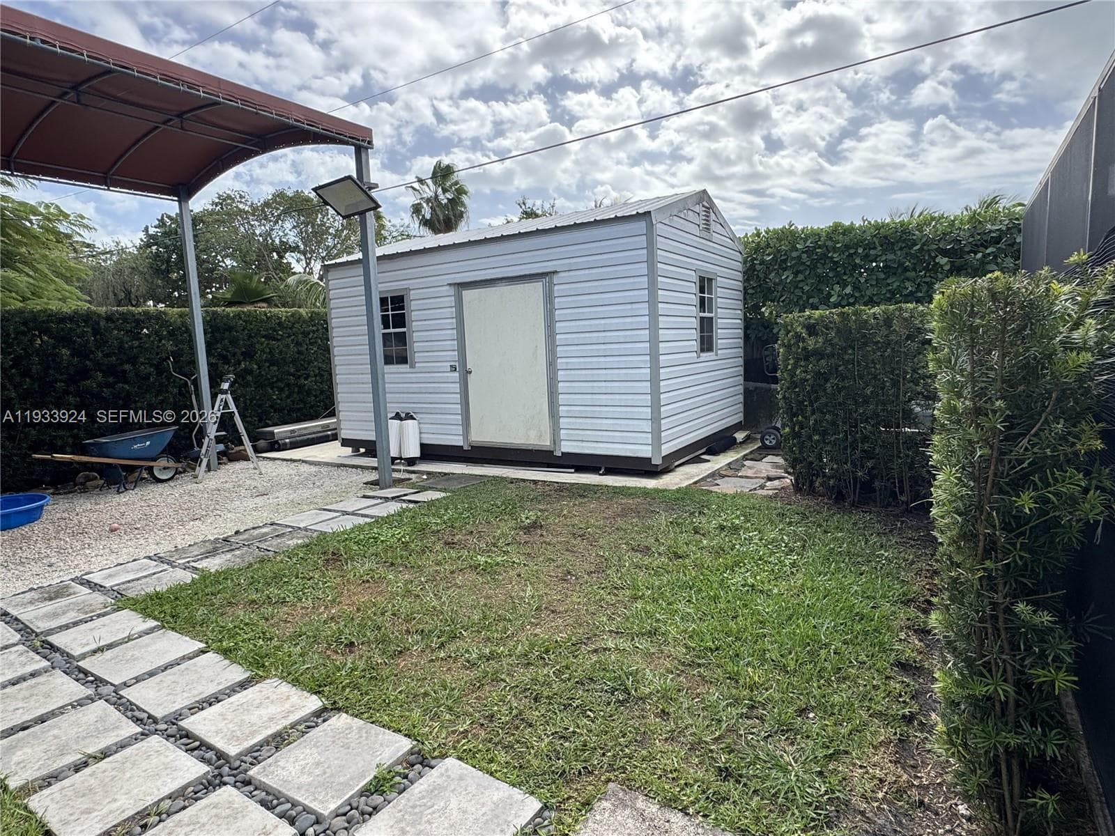 Shed