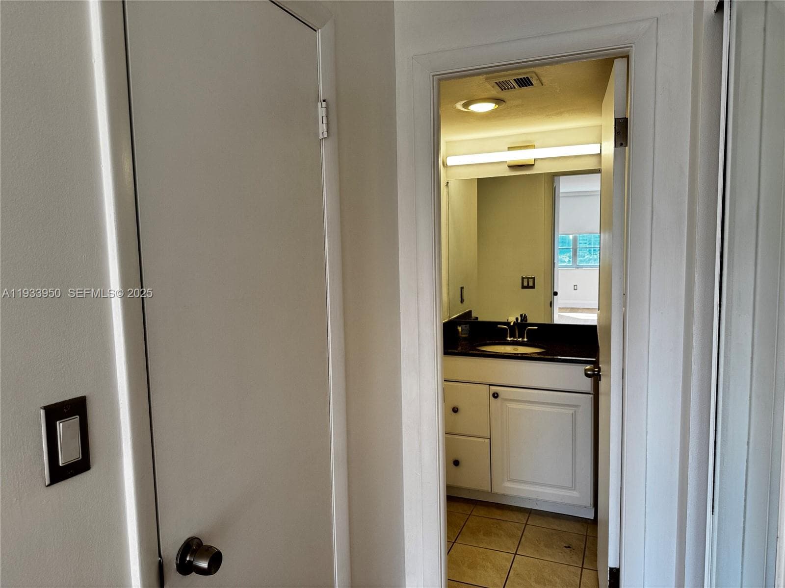 ADMIRALS PORT CONDO WEST · #1007E in Aventura - Photo 13