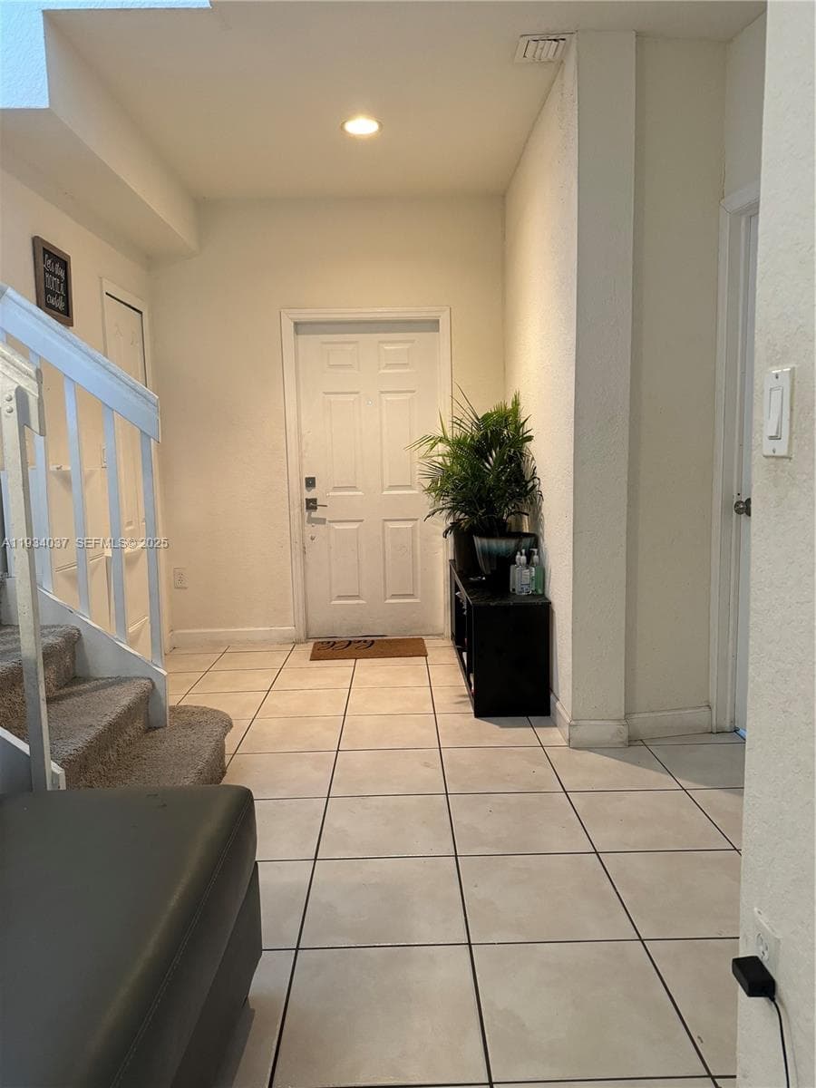 1043 SE 23rd Ave photo 10