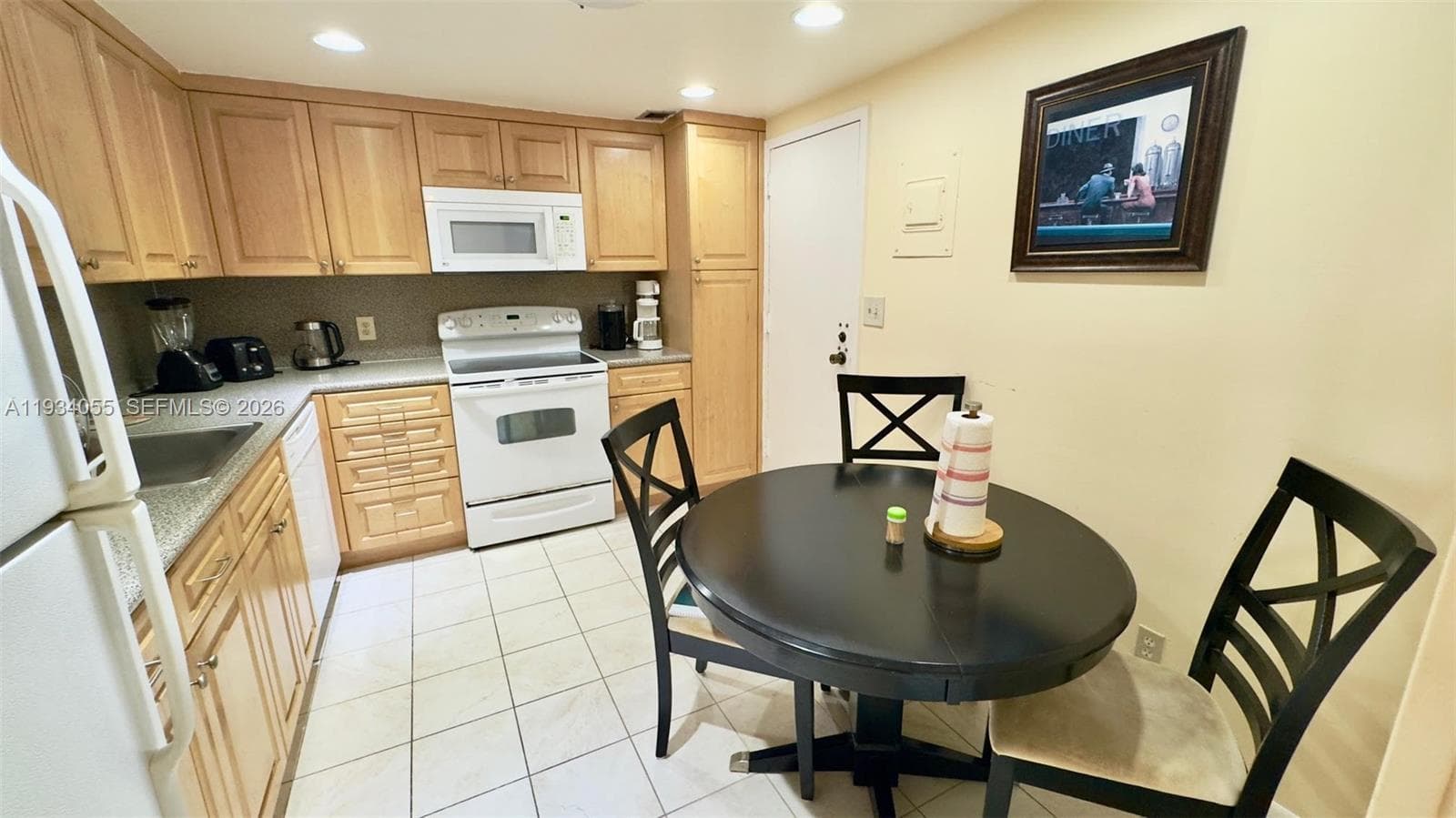GOLDEN HORN SOUTH CONDO · #8A in Hallandale Beach - Photo 25