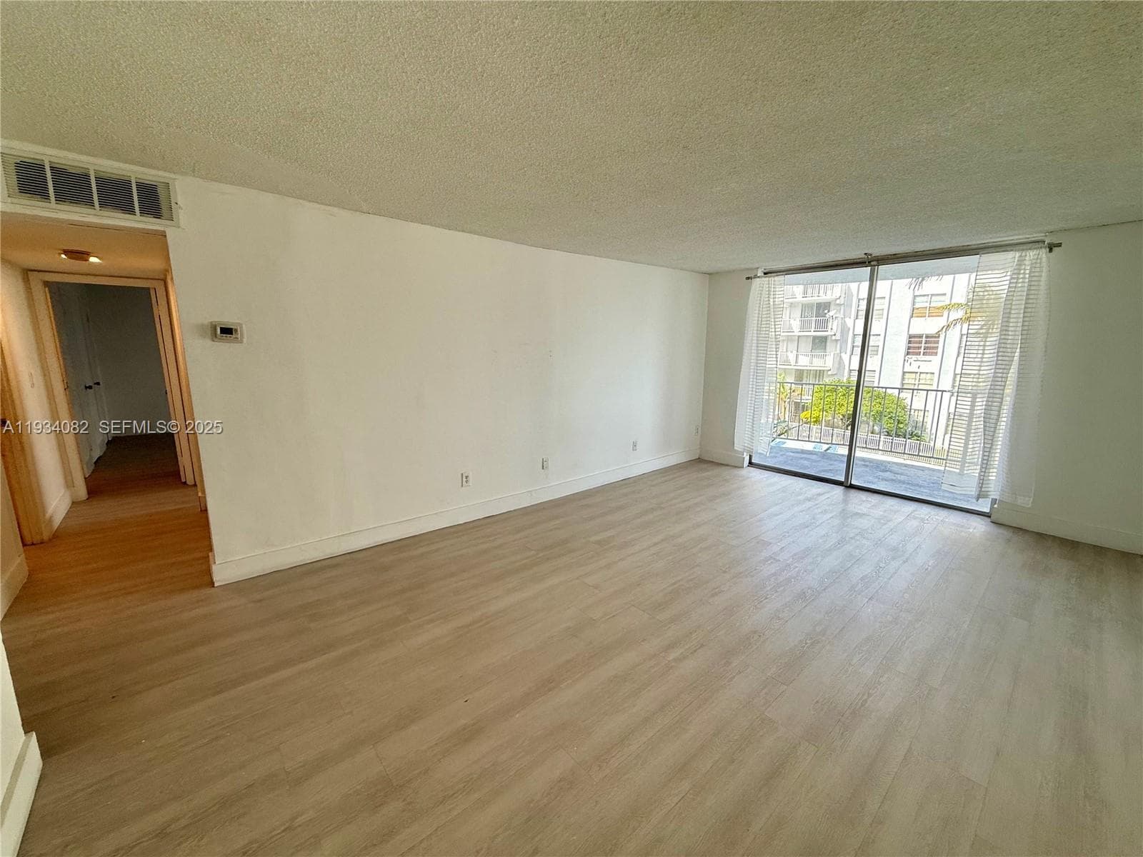 MONTECARLO CONDO · #C-312 in Miami - Photo 5