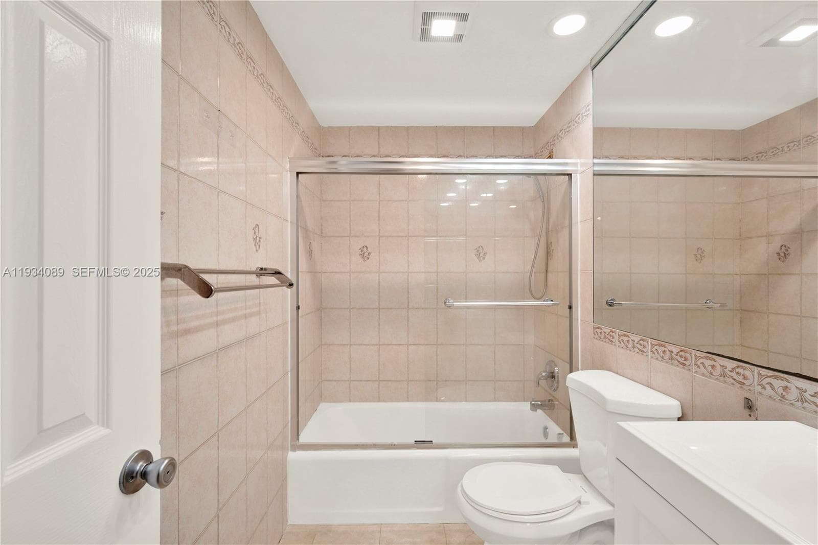 COASTAL TOWERS · #1604 in Sunny Isles Beach - Photo 15
