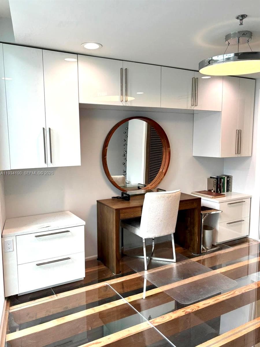 ILONA CONDO · #4 in Miami Beach - Photo 23