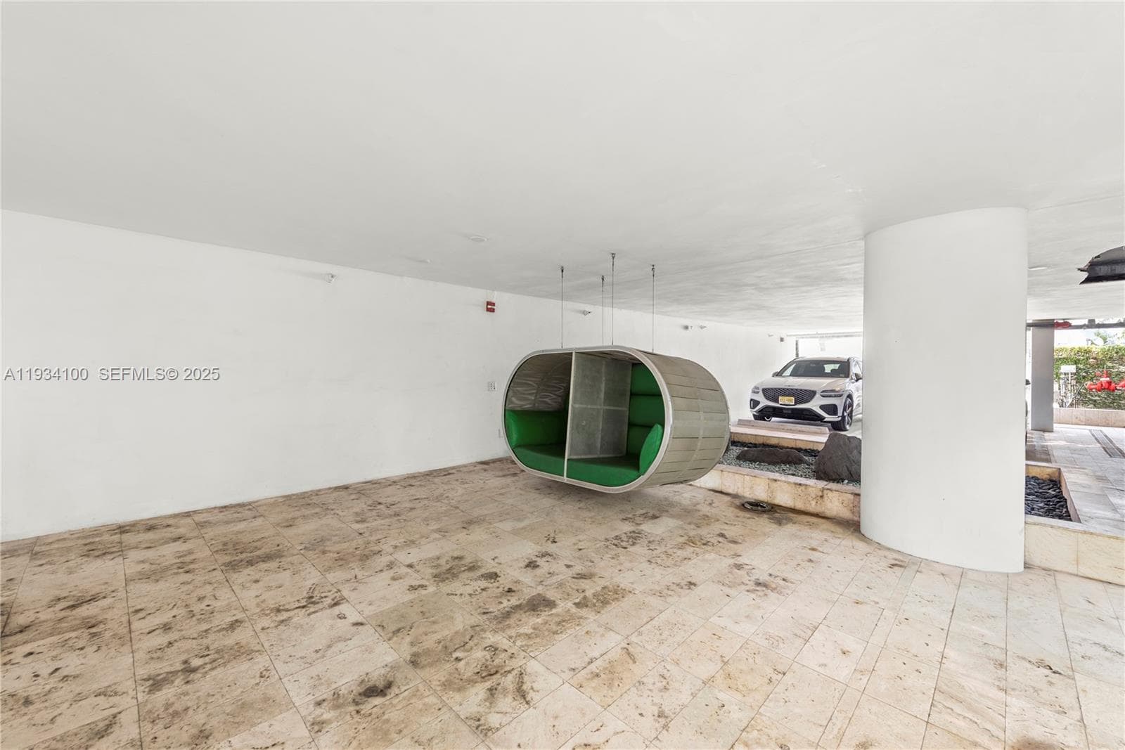 ILONA CONDO · #4 in Miami Beach - Photo 21