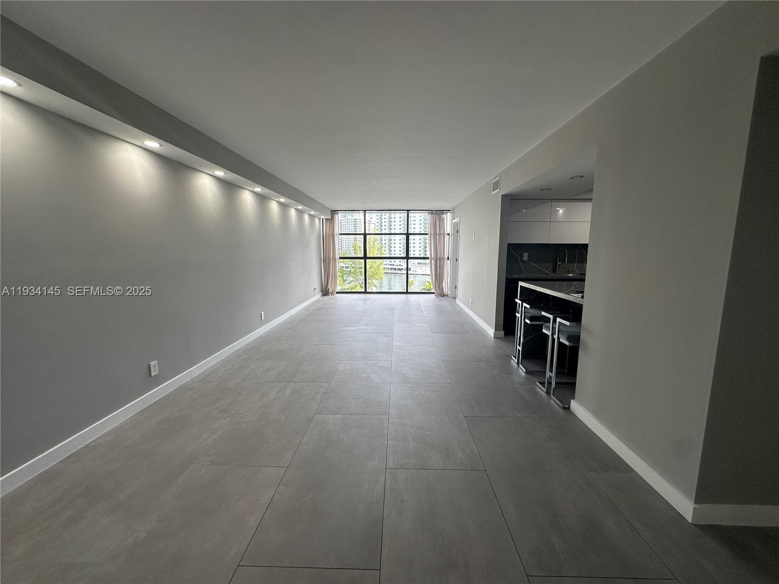 TOWERS OF OCEANVIEW SOUTH · #602 in Hallandale Beach - Photo 8