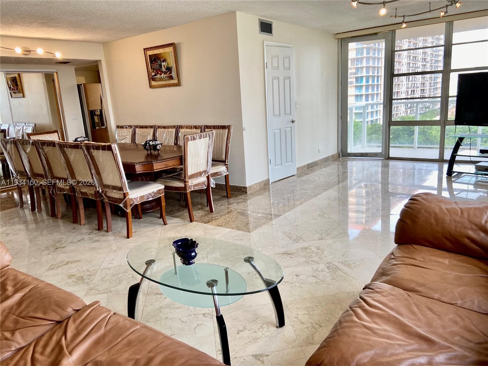 WINSTON TOWER 300 CONDO · #819 in Sunny Isles Beach - Photo 3