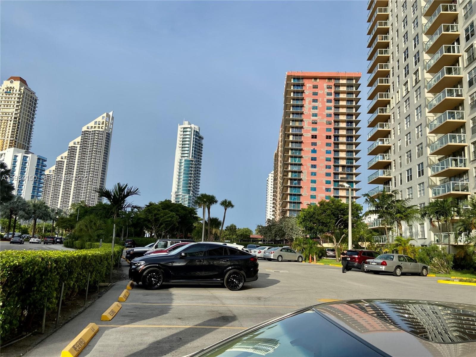 WINSTON TOWER 300 CONDO · #819 in Sunny Isles Beach - Photo 36
