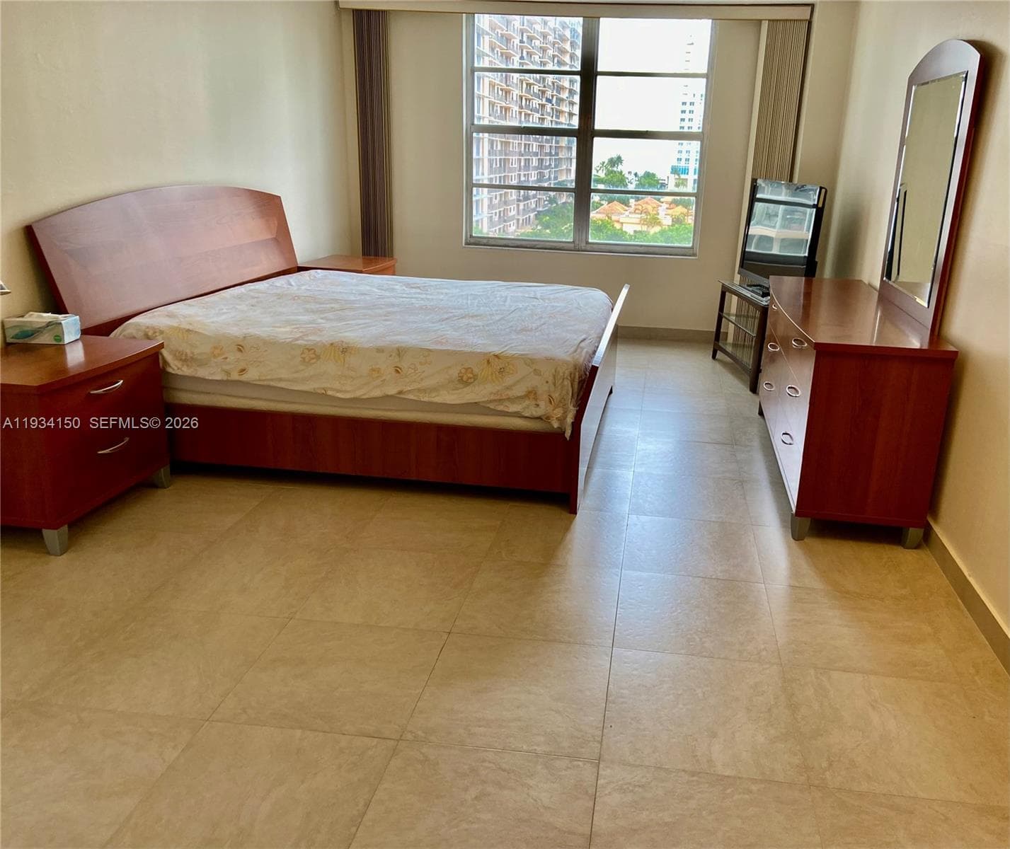 WINSTON TOWER 300 CONDO · #819 in Sunny Isles Beach - Photo 20