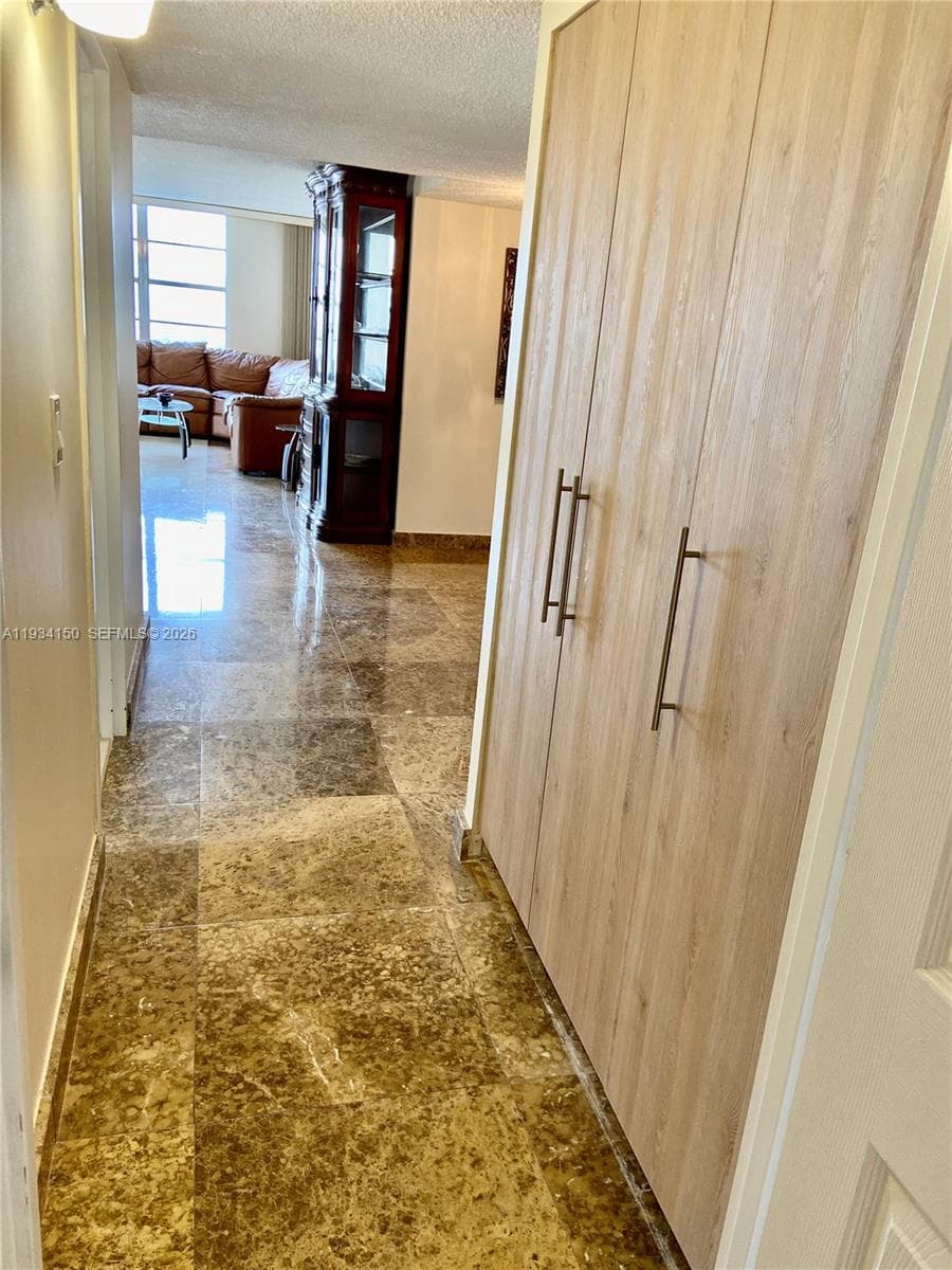 WINSTON TOWER 300 CONDO · #819 in Sunny Isles Beach - Photo 18