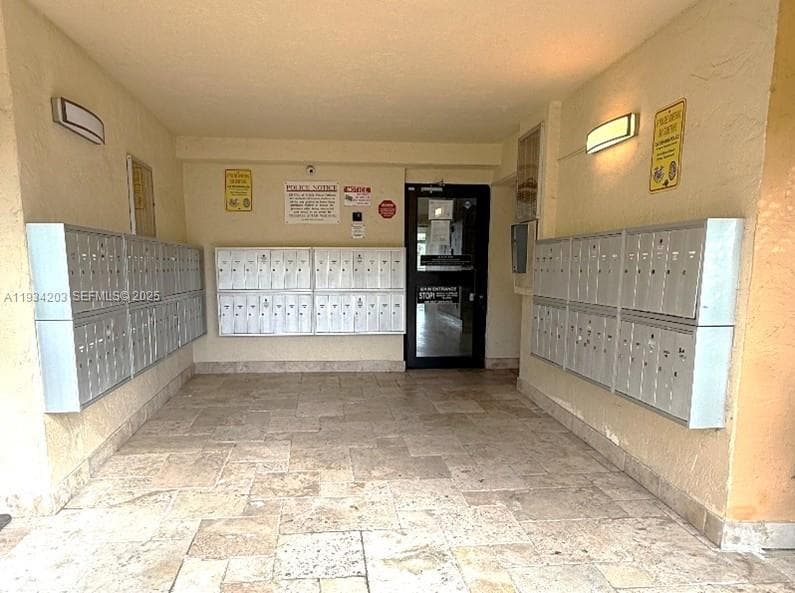 BAYSWATER COURT CONDO · #3P in North Miami Beach - Photo 4
