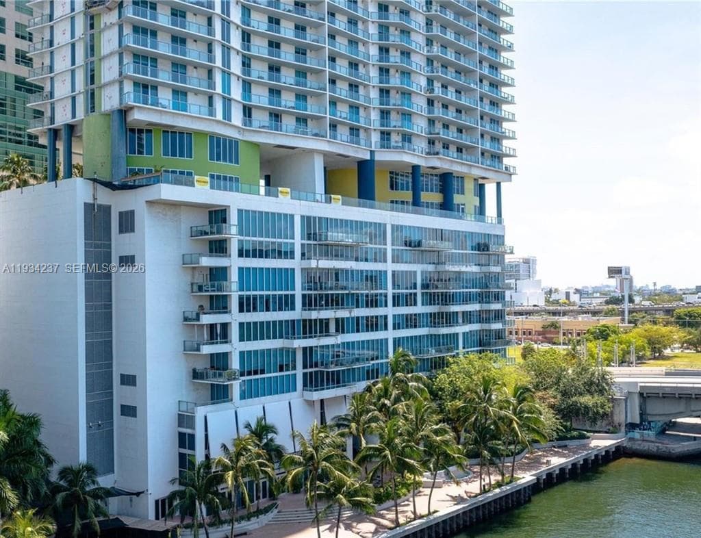 Latitude on the River · #3109 in Miami - Photo 25