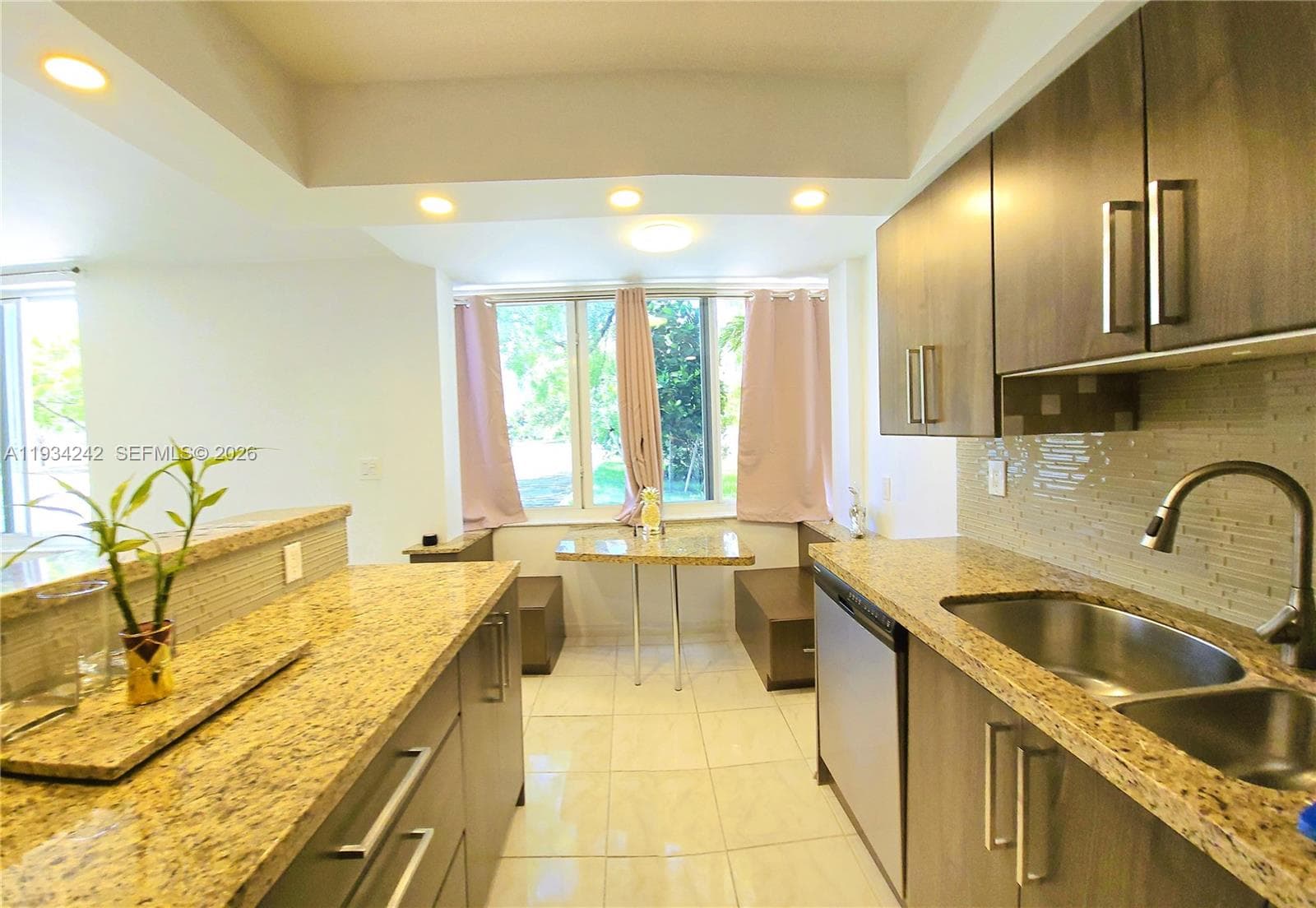 CARIBBEAN BREEZE CONDO · #155 in Sunny Isles Beach - Photo 22