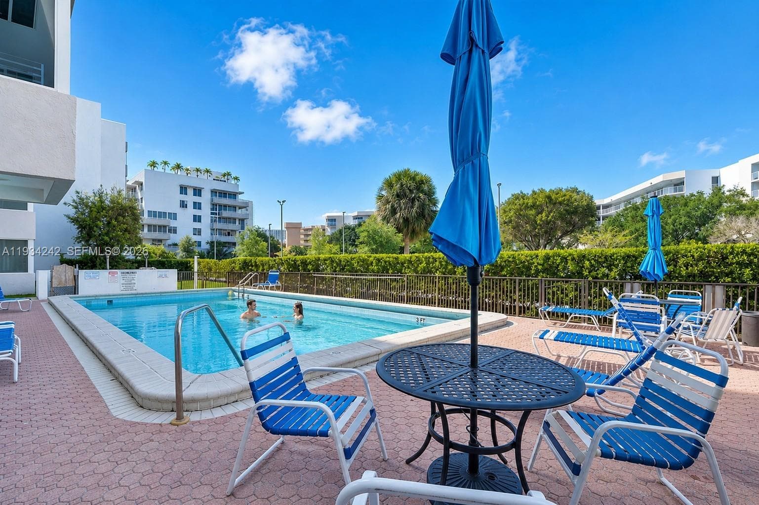 CARIBBEAN BREEZE CONDO · #155 in Sunny Isles Beach - Photo 1