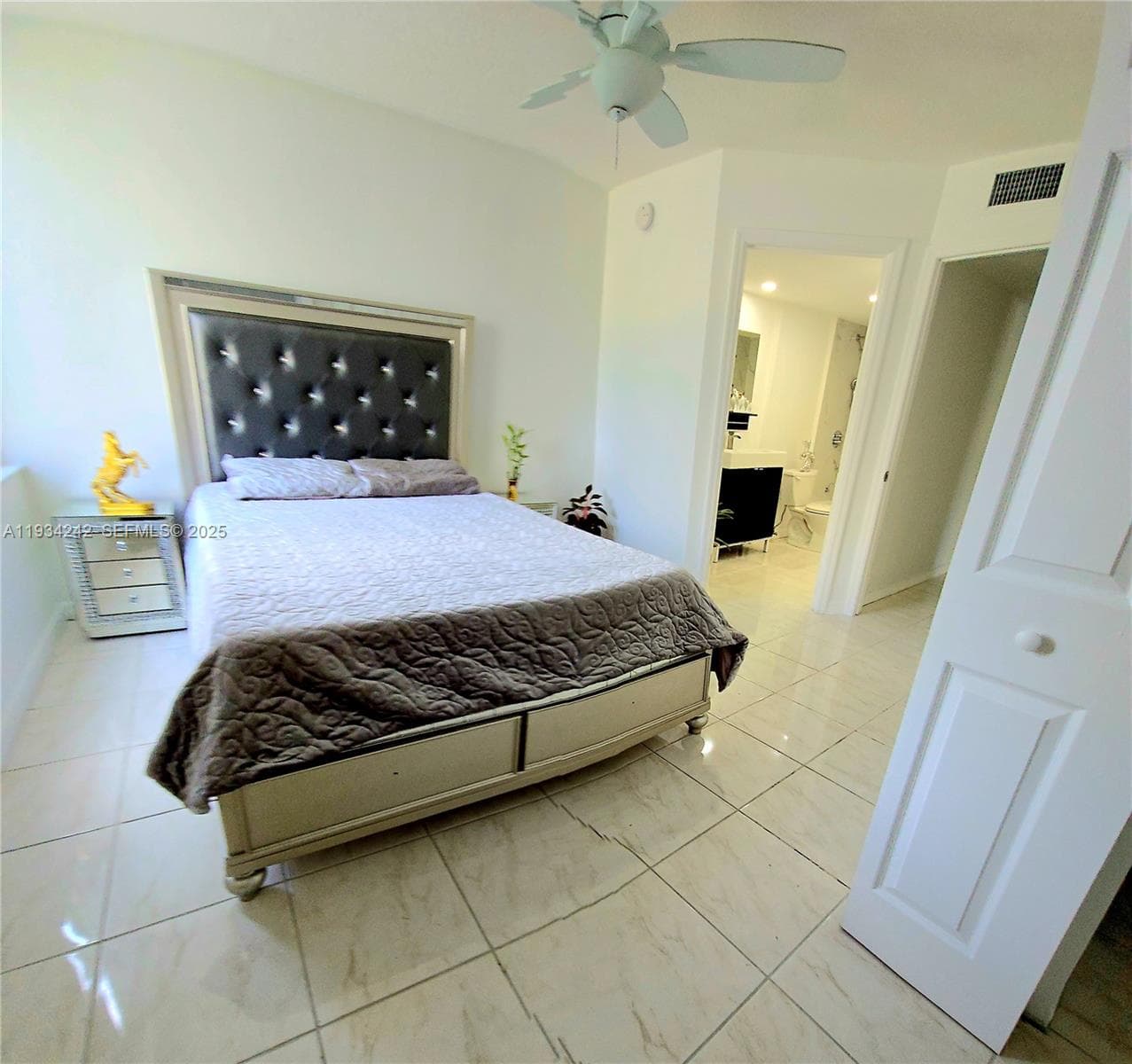 CARIBBEAN BREEZE CONDO · #155 in Sunny Isles Beach - Photo 29