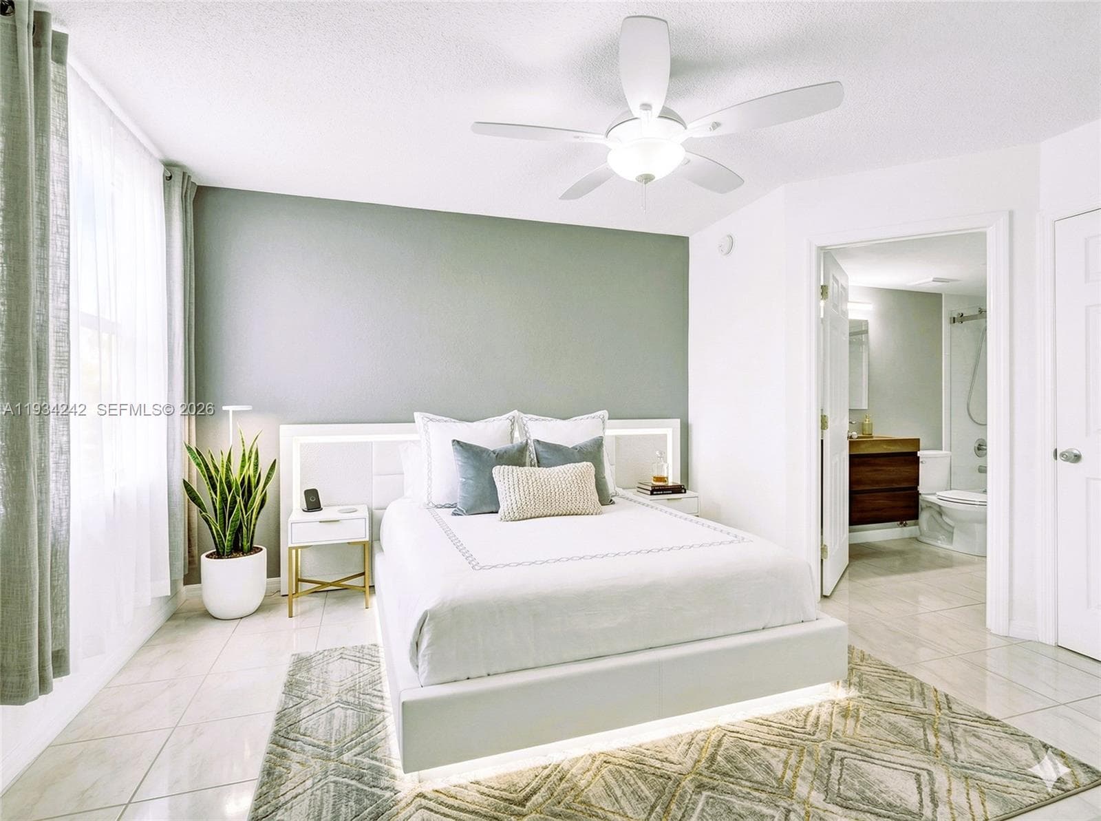 CARIBBEAN BREEZE CONDO · #155 in Sunny Isles Beach - Photo 4