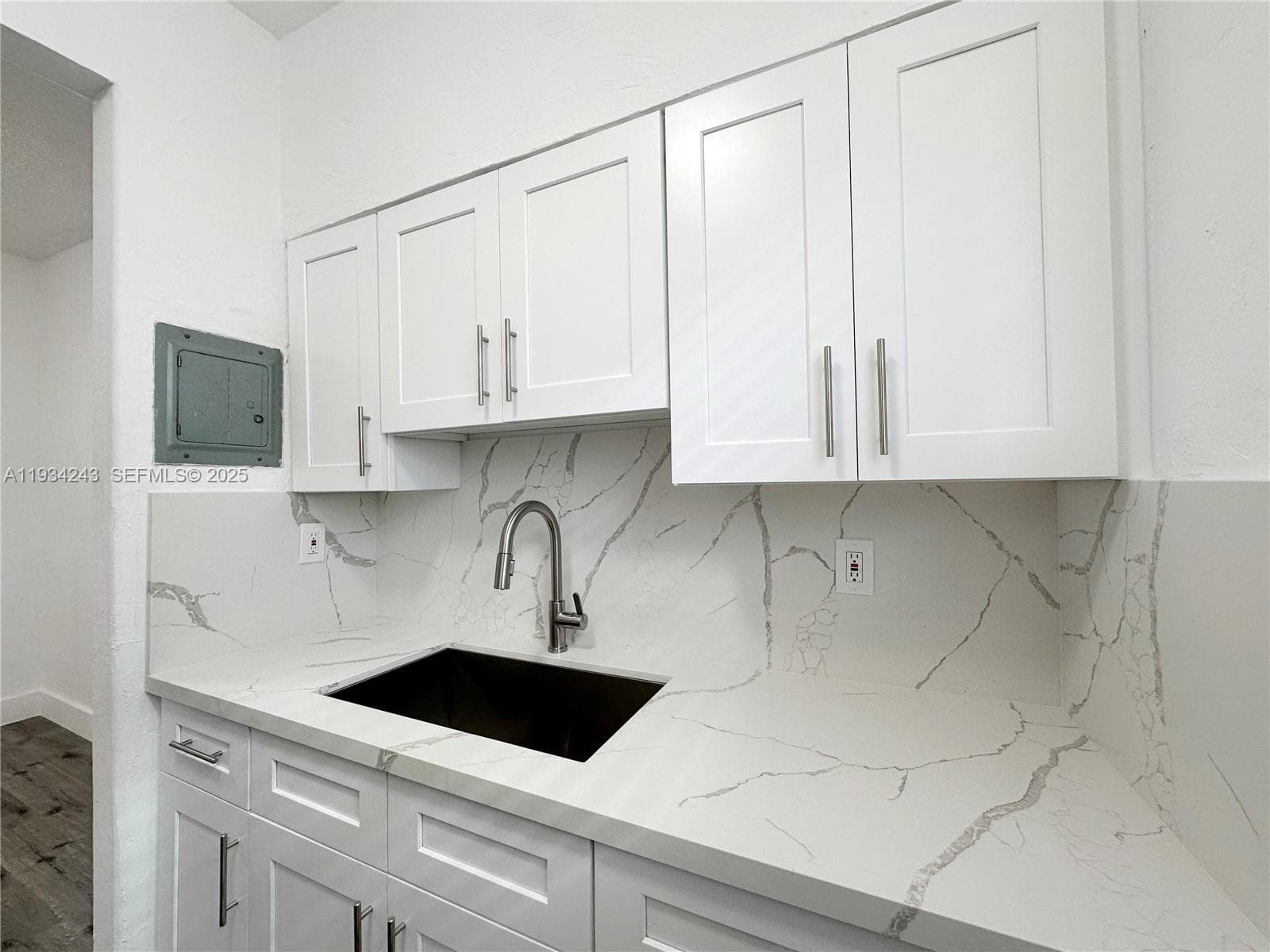 THE CORONET CONDO · #5 in Miami Beach - Photo 12