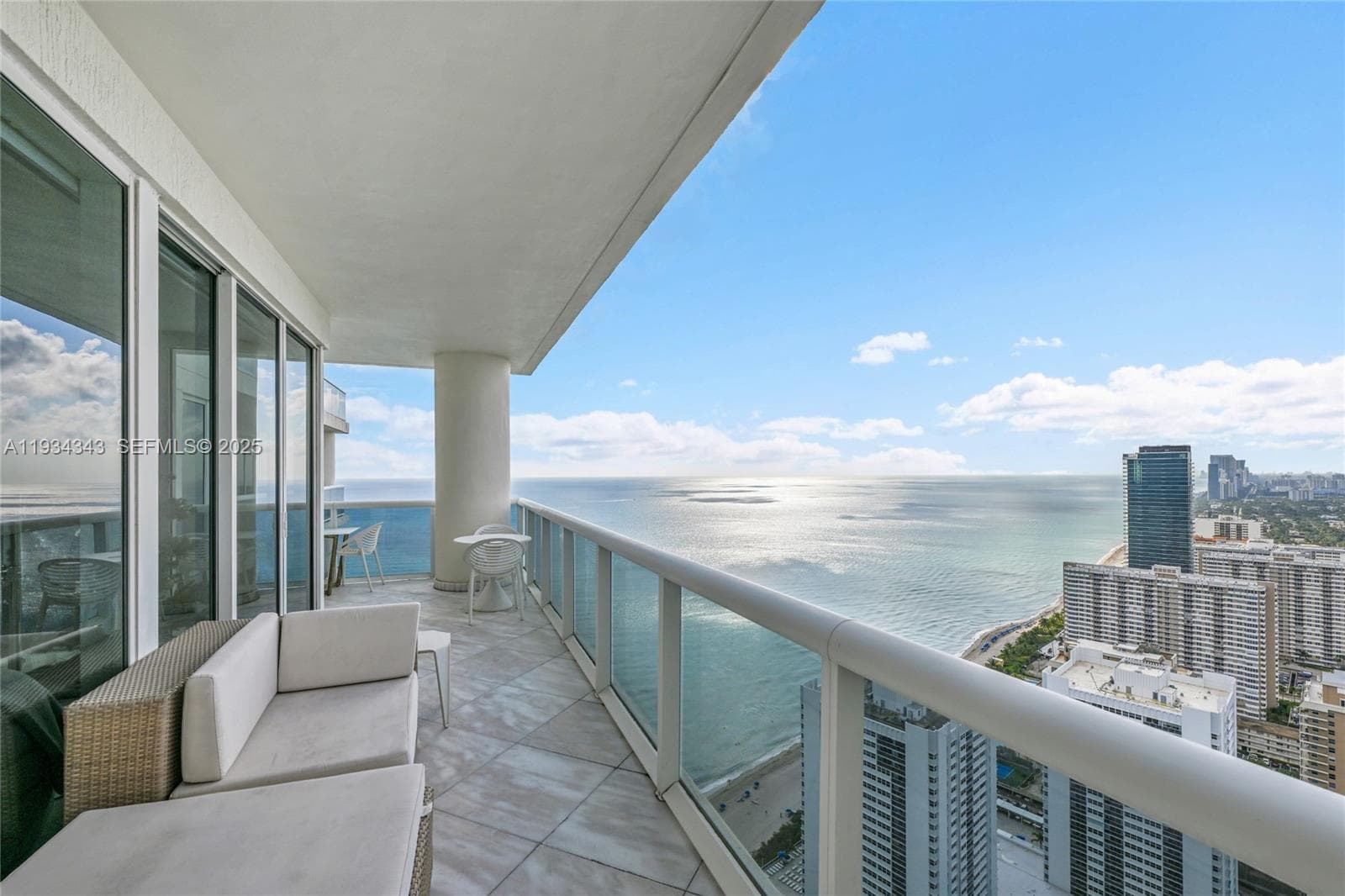 BEACH CLUB I · #PH4405 in Hallandale Beach - Photo 23