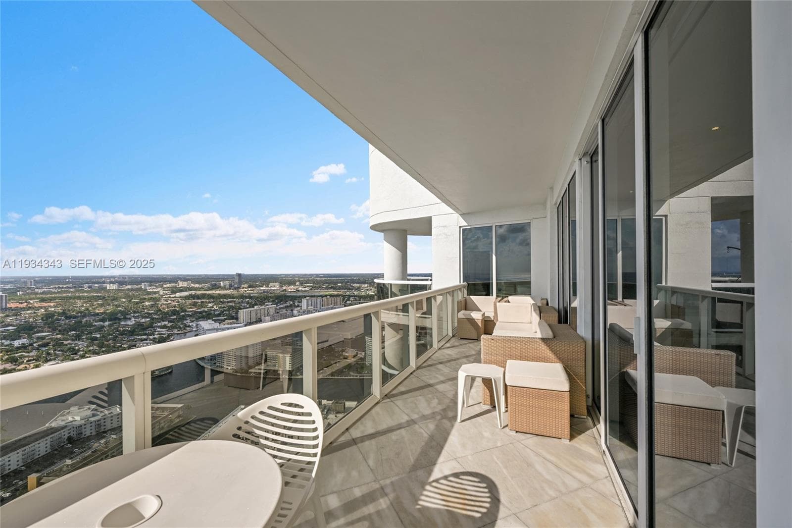 BEACH CLUB I · #PH4405 in Hallandale Beach - Photo 17
