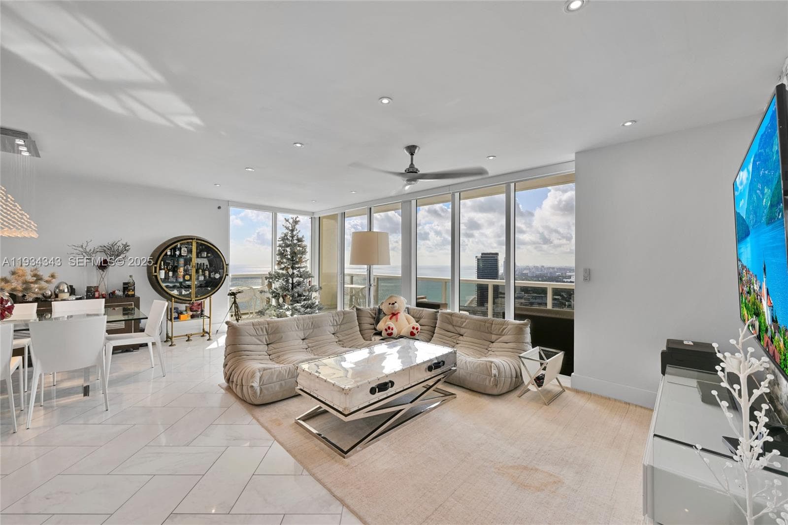 BEACH CLUB I · #PH4405 in Hallandale Beach - Photo 10