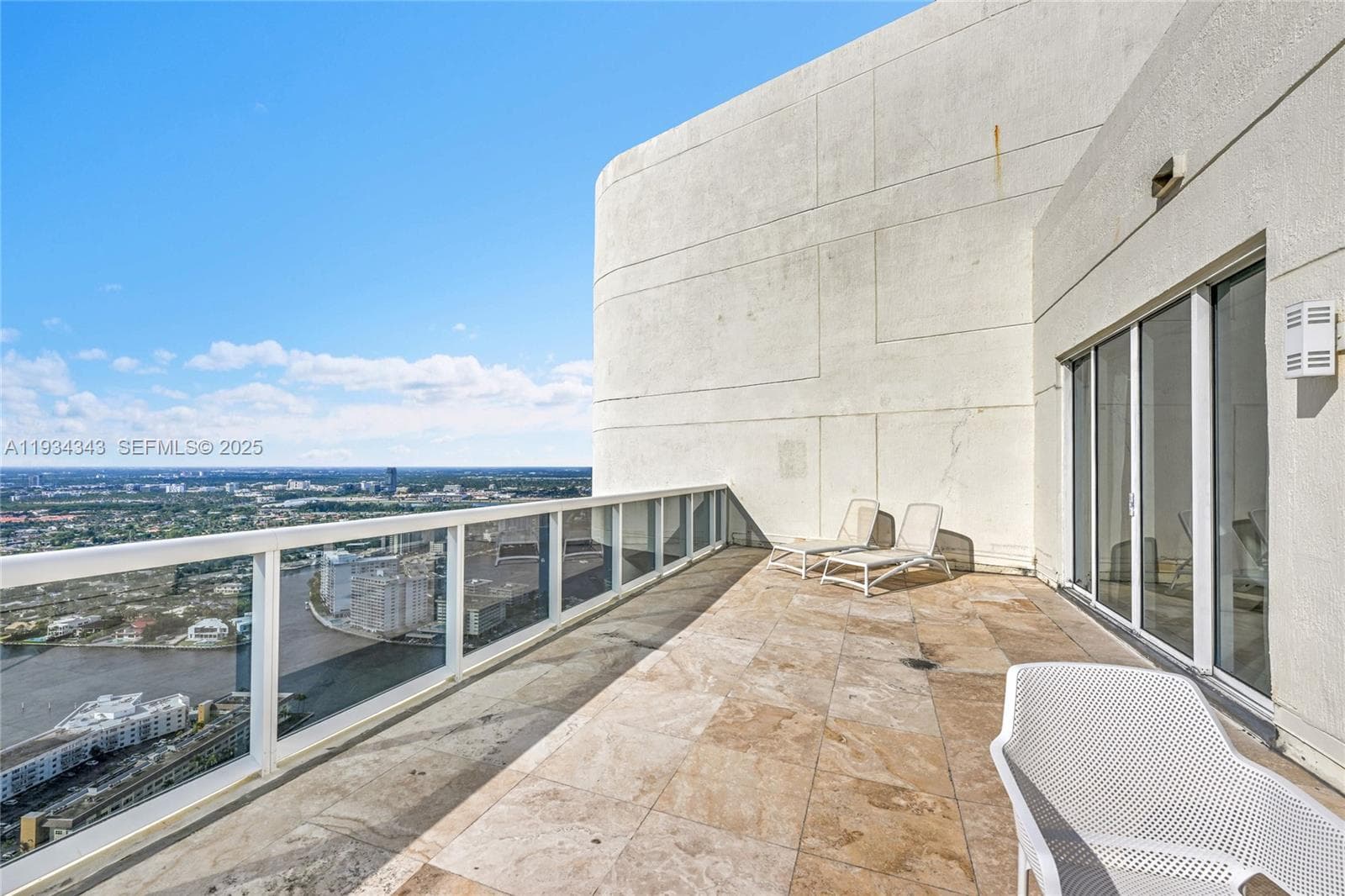 BEACH CLUB I · #PH4405 in Hallandale Beach - Photo 37